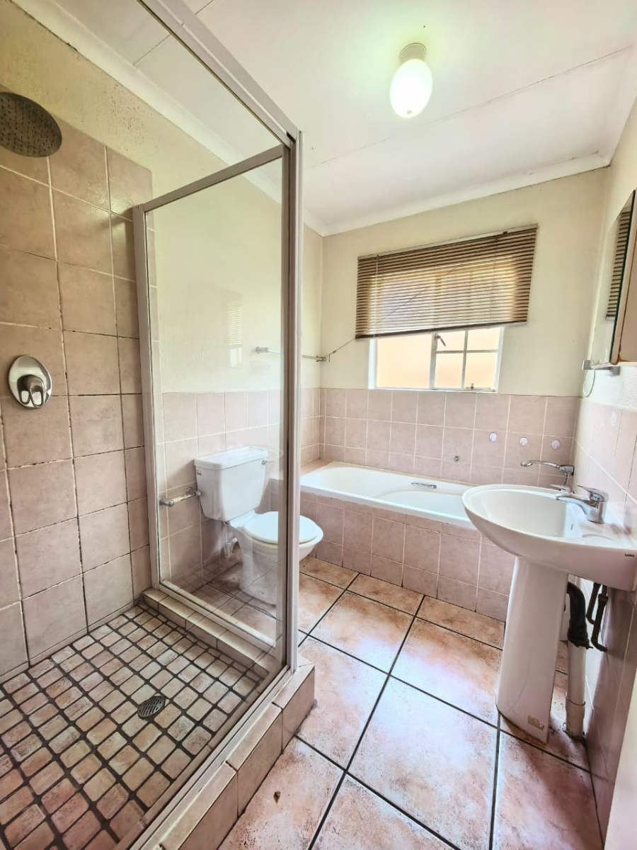 2 Bedroom Property for Sale in Sasolburg Ext 11 Free State